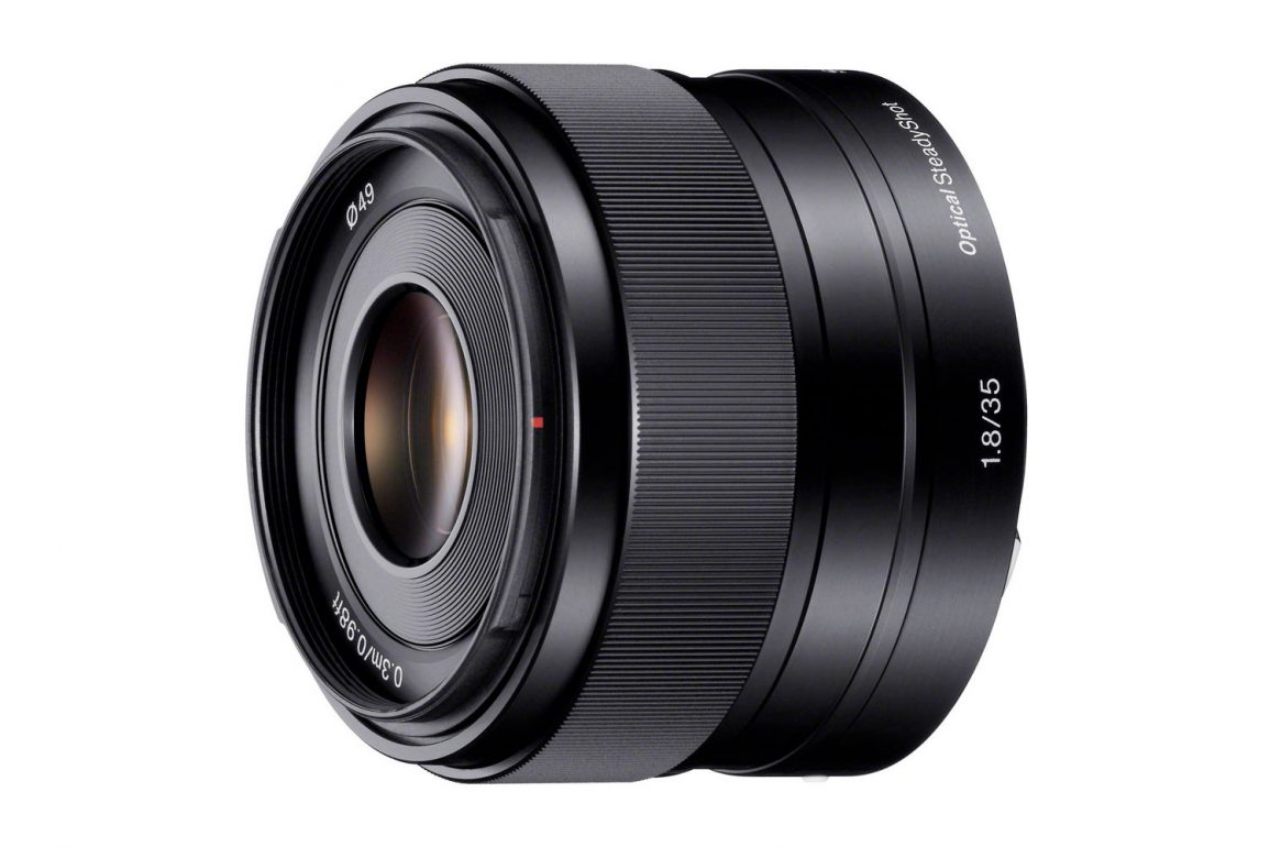 Sony E 35mm f/1.8 OSS Lens Review