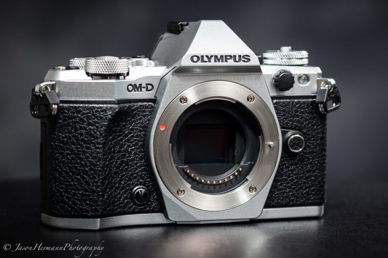 Olympus OM-D E-M5 Mark II