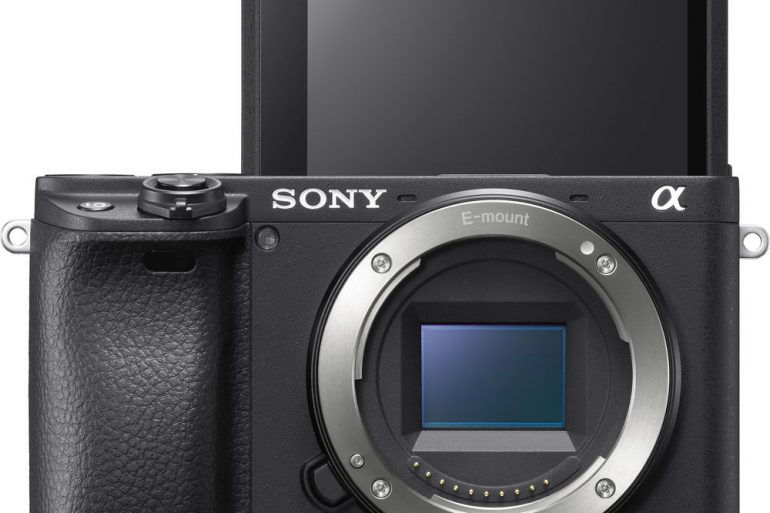 Sony A6400 180 Flip Screen