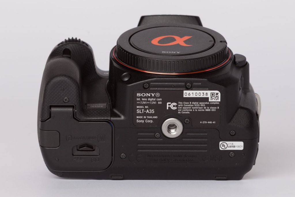 sony alpha 35