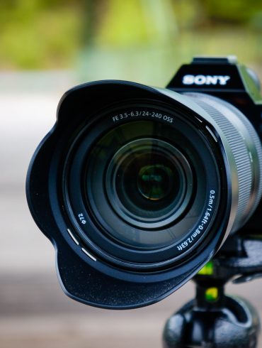 Sony FE 24-24mm Lens Review