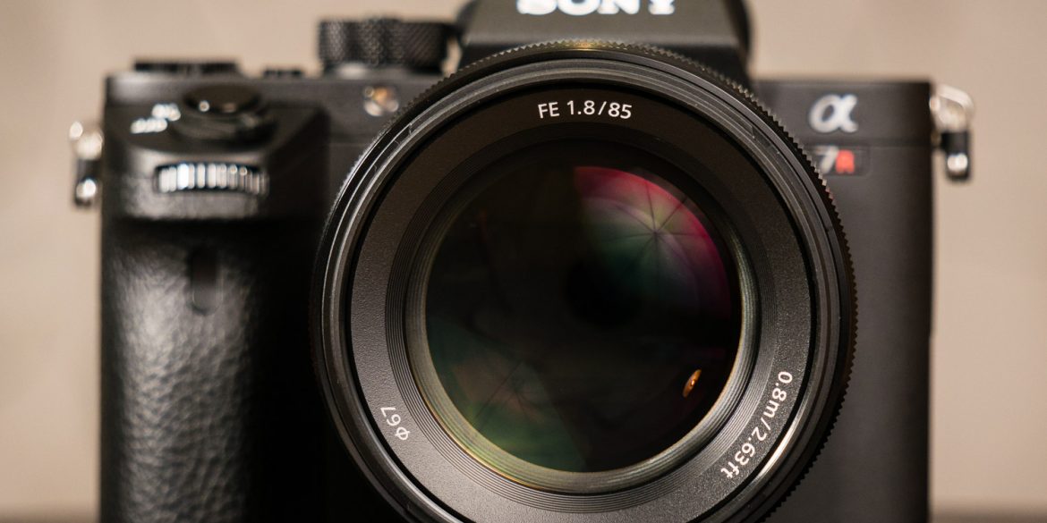 Sony FE 85mm f/1.8 Lens Review