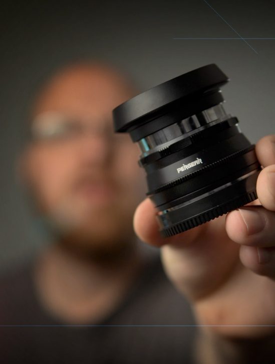 Pergear 25mm f/1.8 Lens Review